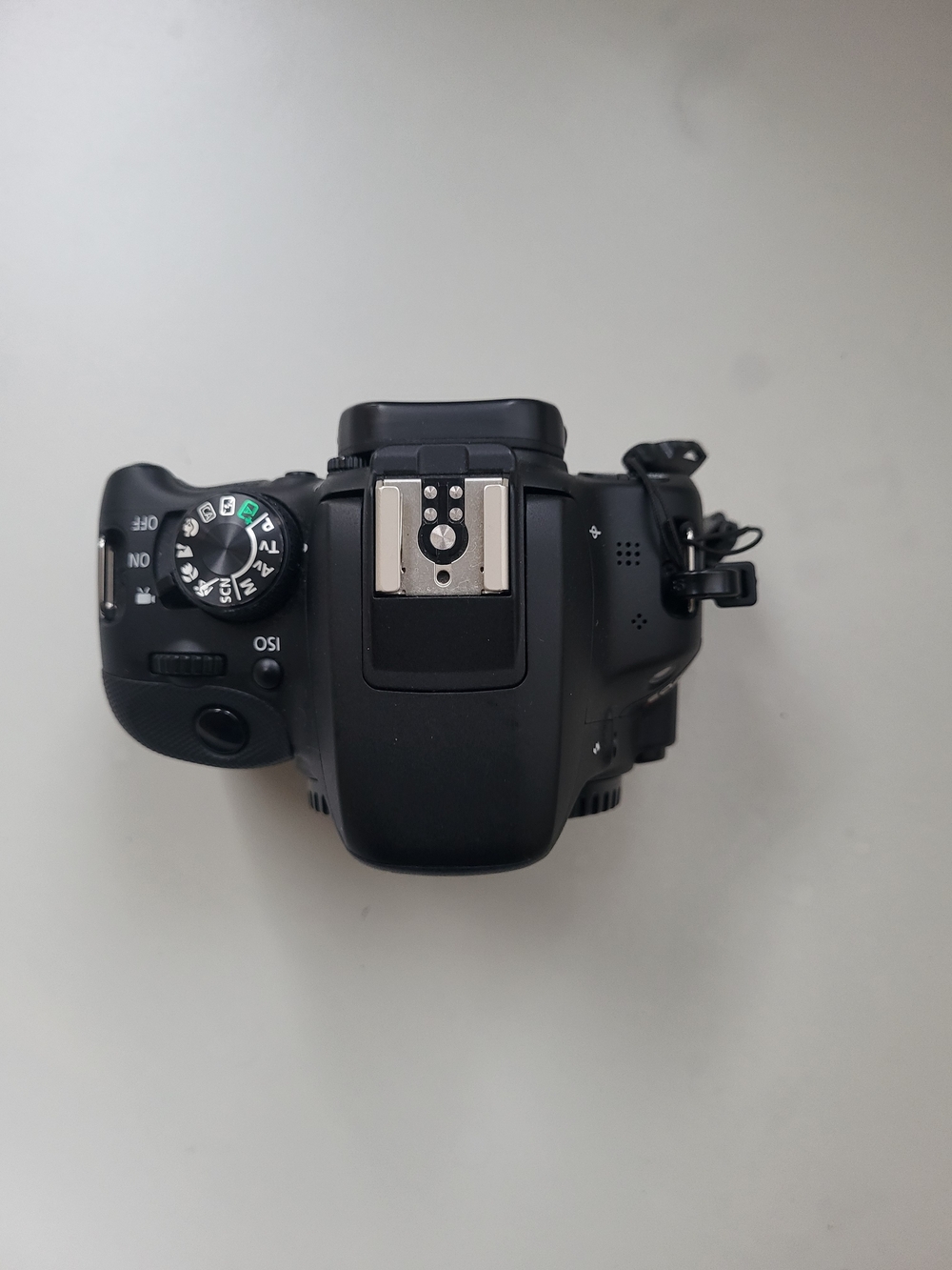 Canon EOS Rebel SL1 DSLR Camera Body - Black (Untested) - Picture 3 of 5